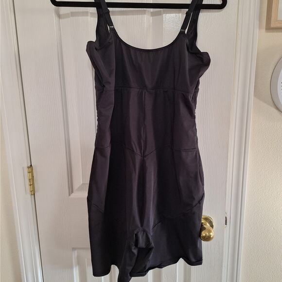 Cacique 26/28 light nude The Slimmer ultra high waist short shapewear - Picture 6 of 8